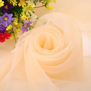 Pulmad loor teenetemärgi valge marli rätik värvikas sall korra pulmas saidil teenetemärgi sünnipäeva stseen teenetemärgi
