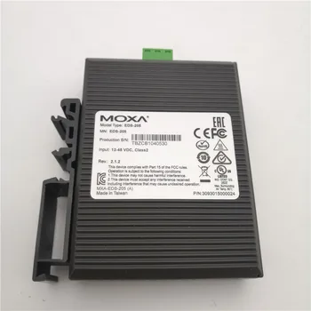 MOXA EDS-408A-SS-SC-T Entry-level õnnestus Ethernet switch with 6 10/100BaseT(X) porti
