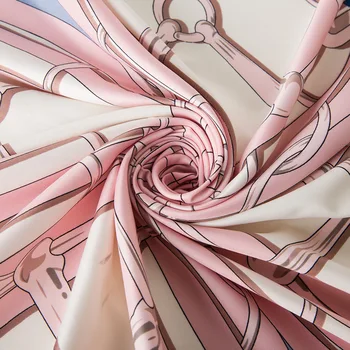 Uus Disain Kevad Sügis Vöö Pleisse Trükitud Tekk Suur Suurus 130x130cm H Silk Ruudukujuline Sall Hijab Naiste Viska Tekk
