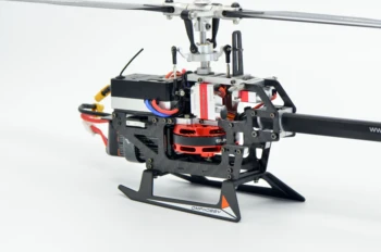 OMPHOBBY M2 V2 3D Flybarless Dual Harjadeta Mootor Direct-Drive RC Helikopter ilma puldiga