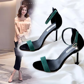 Üks Sõna Lukk Seksikas Avatud Varvas Super Kõrge Konts On 10 Cm Kõrge Stiletto Heel Daamid Sandaalid Suvel Temperament Elegantne Sandaalid.