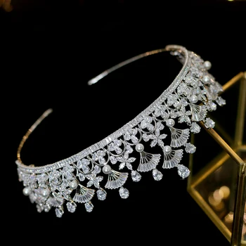 Unico abanico forma tsirkooniumoksiid corona nupcial premios corona cena vestido accesorios damas regalo de vacaciones