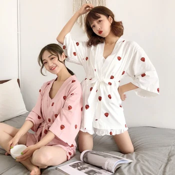 Naiste Kawaii Kimono Pidžaama Jaapani Armas Maasikas Hommikumantel Seksikas Rihm Pesu Sleepwear Sidemega Topid Ja Lühikesed Püksid Nightwear