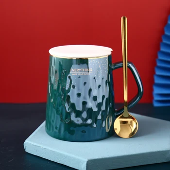 Crystal pinnatud keraamilised lusikaga tassi koos kaanega Põhjamaade retro hommikusöök Tassi Kruusi Kohvi Tassi office vee tassi loominguline trend