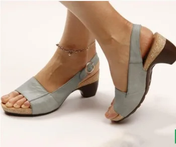 Töö sandaalid Daamid Vabaaja Sandaalid Suured Keskmise Paks Naiste Mood Sandaalid Non-slip Mugav Daamid Luksus Sandaalid