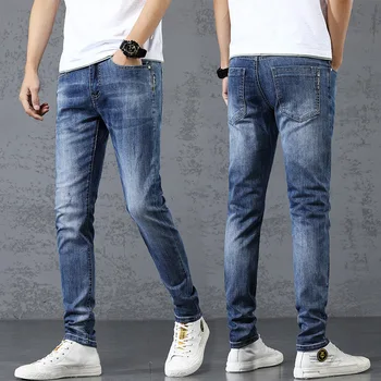 Meeste teksad 2021 Uus Noorte slim fit väike jalg teksad trend meeste korea vabaaja stretch püksid