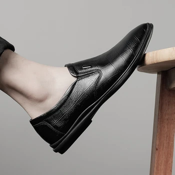 Zapatos Informales De Hombre Tossud Vabaaja Jalatsid Sapatos Põhjuslik Meeste 2020 Must Mood Mees Nahast Meeste