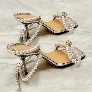 2020. aasta uus kallihinnaline teemant nuppu kõrged kontsad naiste õhuke kanna seksikas läbipaistev vibu haldjas sandalswomen suvel saapad
