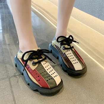Retro paksu põhjaga tabanud värvi, seest õõnes naiste sandaalid 2021 suvel pu platvorm kingad pehme põhjaga hingav naiste nahast kingad