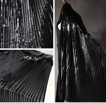 Plisseeritud/must nahk kattega triip plisseeritud loominguline disainer kleit riie