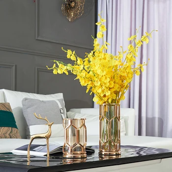 PEANDIM Loominguline Metallist Klaasist lillevaasi Euroopa Kaasaegne elutuba Kaunistused Office Desktop Vaas Home Decor taimepotid